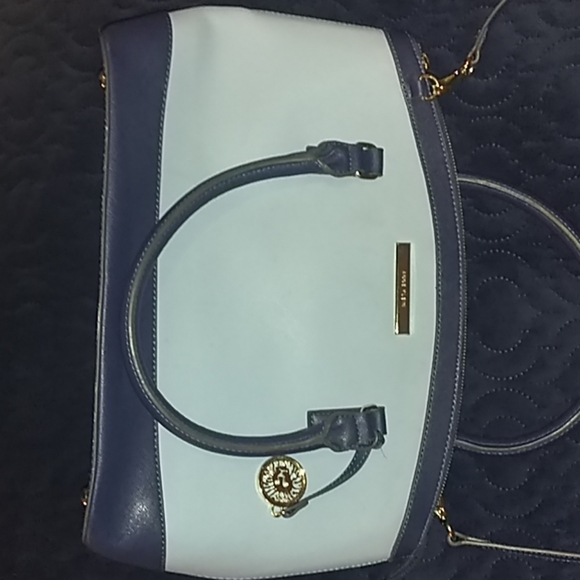 Anne Klein purse - Picture 1 of 2